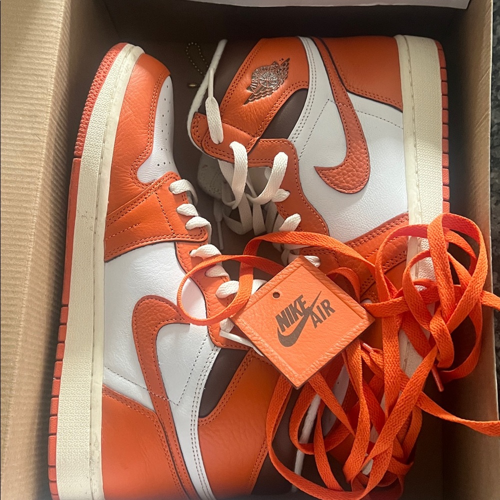 Nike Air Jordan 1 High in Orange and White